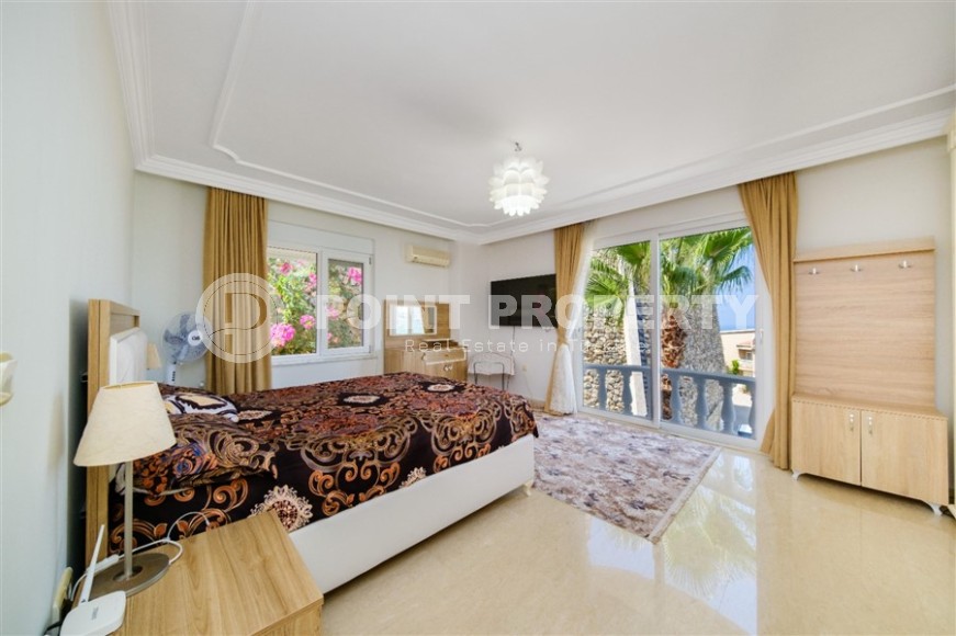 Three-storey villa 4+1 with panoramic sea views, two kilometers from the beach and promenade-id-7572-photo-8