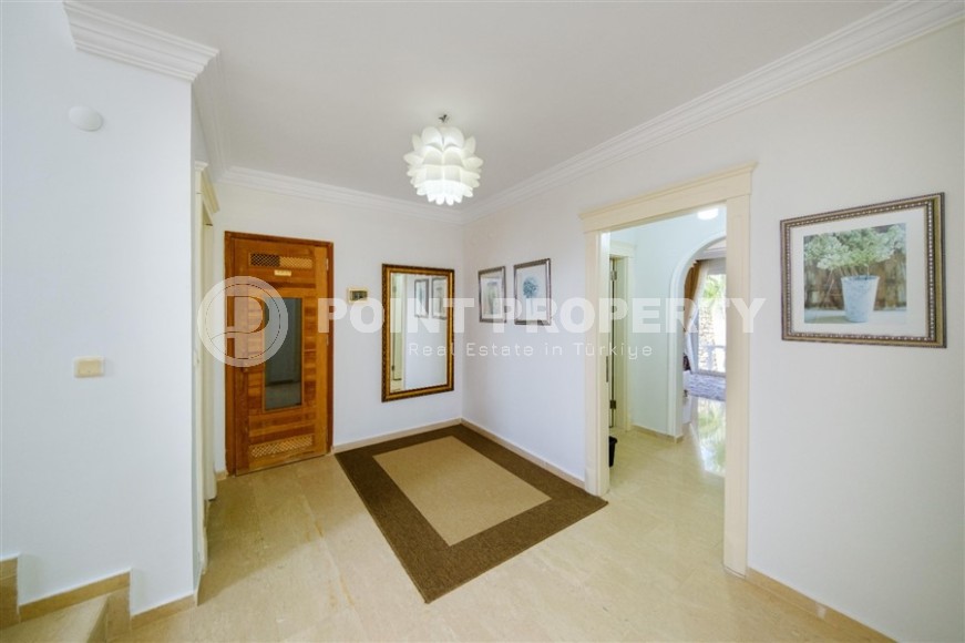 Three-storey villa 4+1 with panoramic sea views, two kilometers from the beach and promenade-id-7572-photo-13