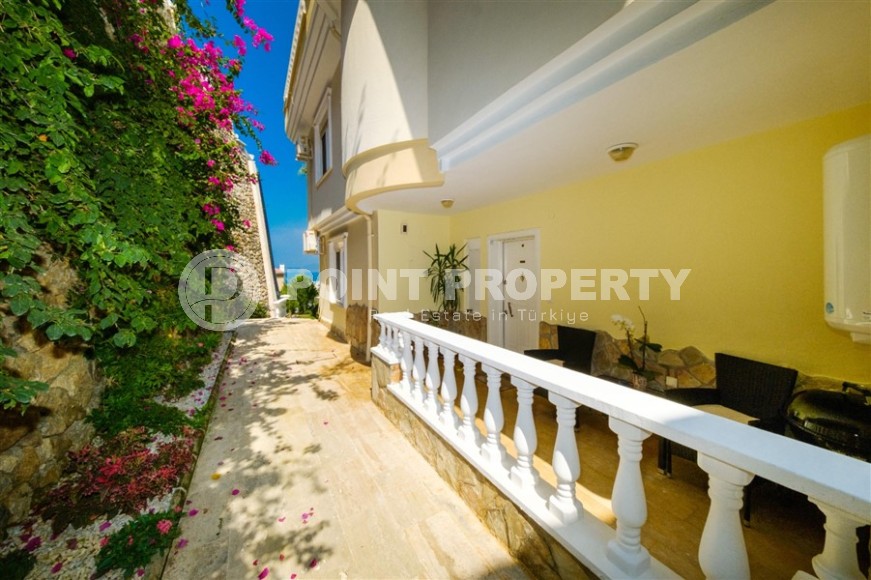 Three-storey villa 4+1 with panoramic sea views, two kilometers from the beach and promenade-id-7572-photo-23