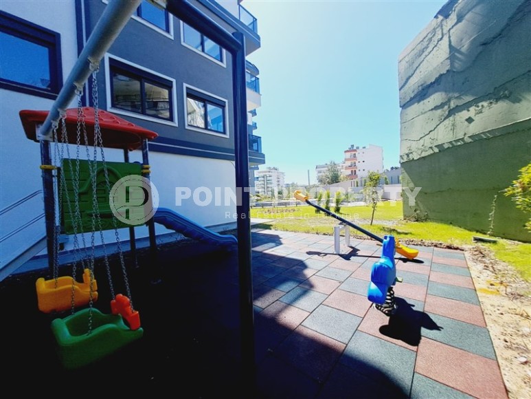 Apartments and duplexes in a new 9-storey residential complex in the resort area of Alanya - Avsallar-id-7575-photo-5