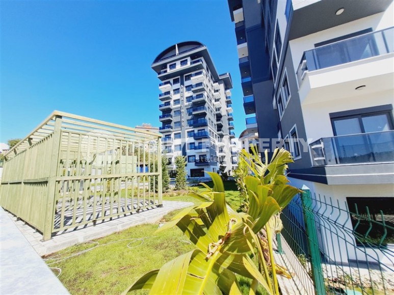 Apartments and duplexes in a new 9-storey residential complex in the resort area of Alanya - Avsallar-id-7575-photo-11