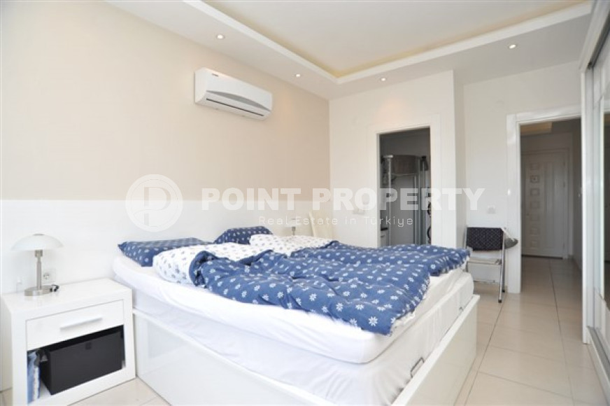 Furnished two bedroom apartment, 100m², 700m from Cleopatra Beach, Alanya center-id-1584-photo-13
