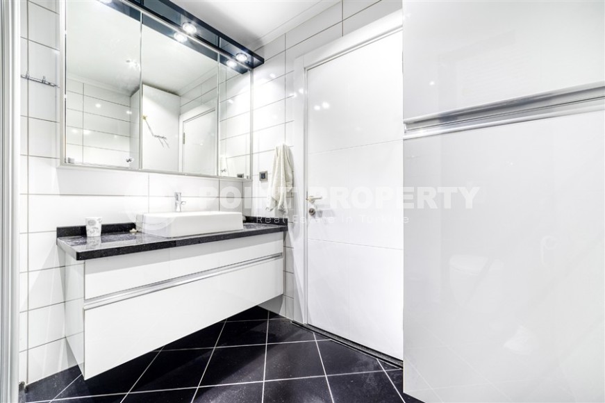 Комфортабельная квартира 3+1 с современным дизайном, на 3-м этаже в жилом комплексе с богатой внутренней инфраструктурой-id-7582-фото-14