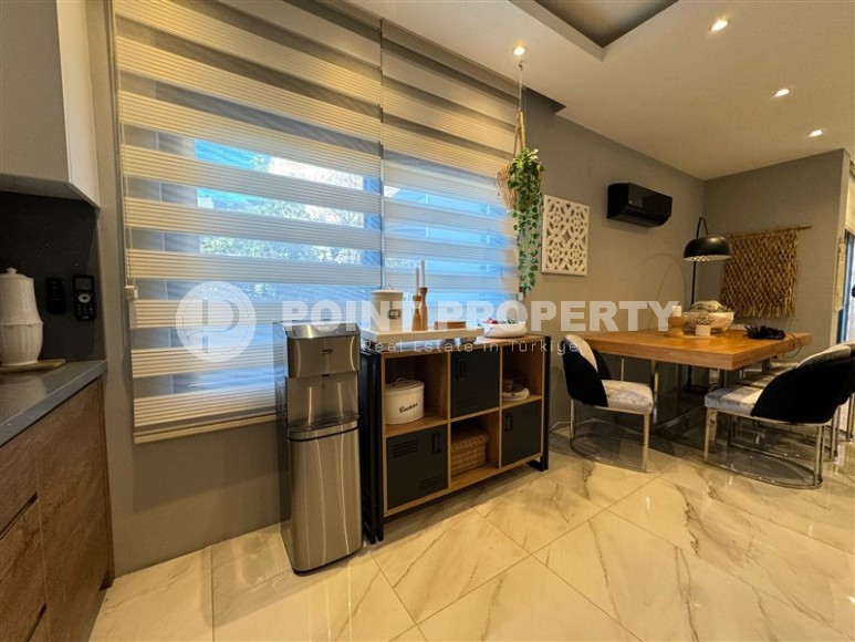 Стильная двухуровневая квартира с собственным бассейном и садом, в европейском районе Аланьи - Нижняя Оба-id-7583-фото-2