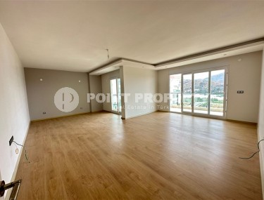 Spacious two-level apartment 4+1 on the 10th floor with an attic, one and a half kilometers from the sea-id-7591-photo-3
