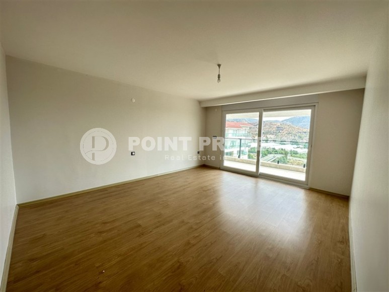 Просторная двухуровневая квартира 4+1 на 10-м этаже с мансардой, в полутора километрах от моря-id-7591-фото-4