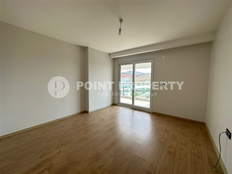 Просторная двухуровневая квартира 4+1 на 10-м этаже с мансардой, в полутора километрах от моря-id-7591-фото-5