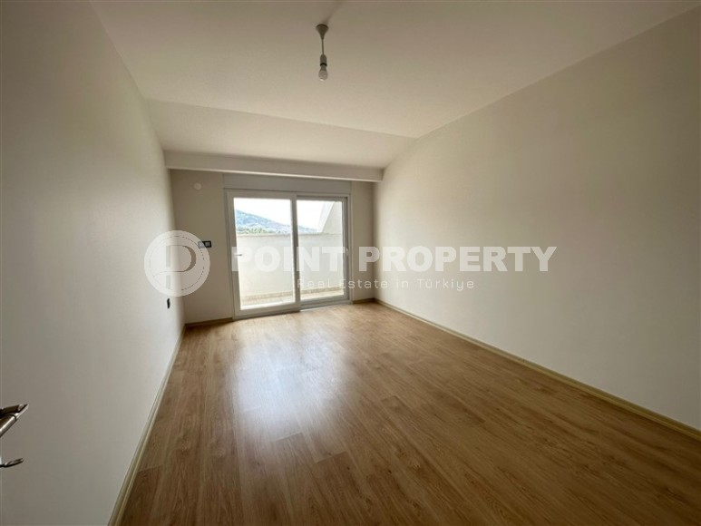 Просторная двухуровневая квартира 4+1 на 10-м этаже с мансардой, в полутора километрах от моря-id-7591-фото-6