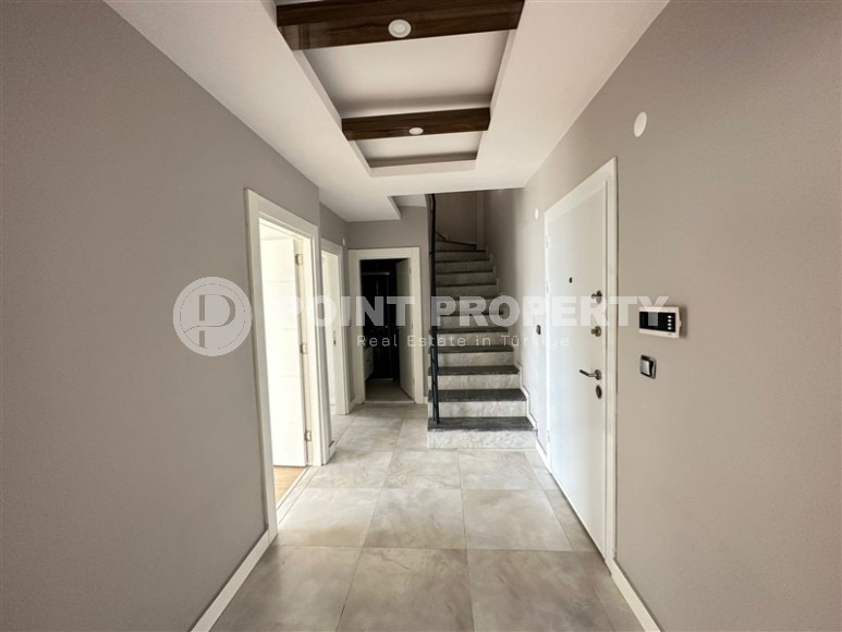 Просторная двухуровневая квартира 4+1 на 10-м этаже с мансардой, в полутора километрах от моря-id-7591-фото-7