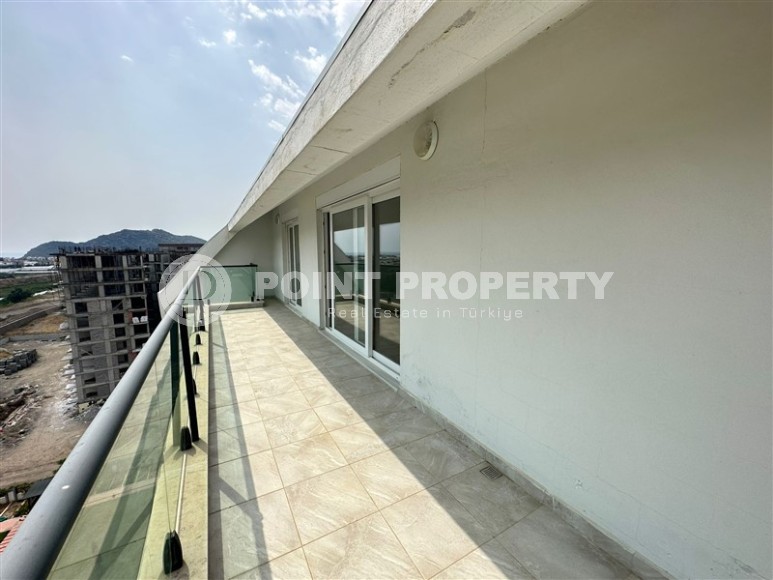 Просторная двухуровневая квартира 4+1 на 10-м этаже с мансардой, в полутора километрах от моря-id-7591-фото-12