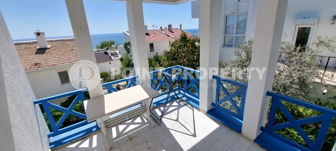 Отдельно стоящая вилла с бассейном и садовым участком, в живописном, спокойном районе Аланьи - Демирташ-id-7596-фото-14