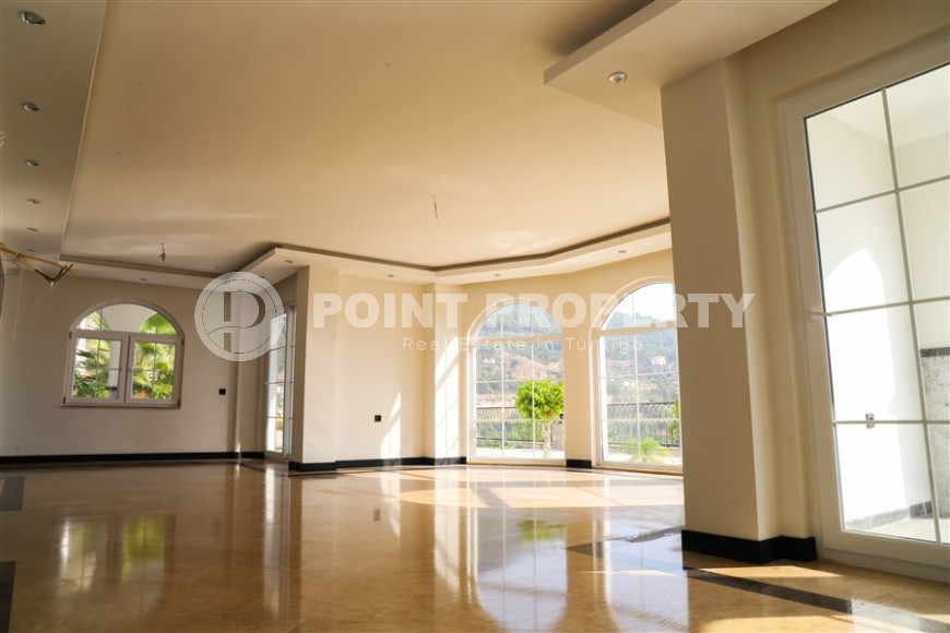 Атмосферная двухэтажная вилла 4+1 с бассейном и садом, в трех с половиной километрах от моря.-id-7597-фото-3