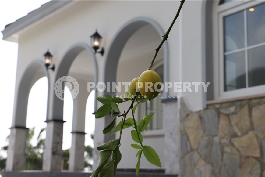 Атмосферная двухэтажная вилла 4+1 с бассейном и садом, в трех с половиной километрах от моря.-id-7597-фото-23