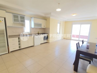 Светлая, просторная квартира 3+1, общей площадью 140 м2, в центре спокойного района Аланьи - Тосмур-id-7598-фото-2