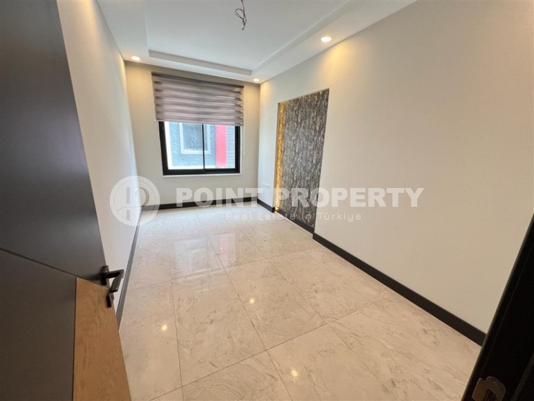 Commercial office space on the 2nd floor in a modern business center built in 2020-id-7599-photo-5