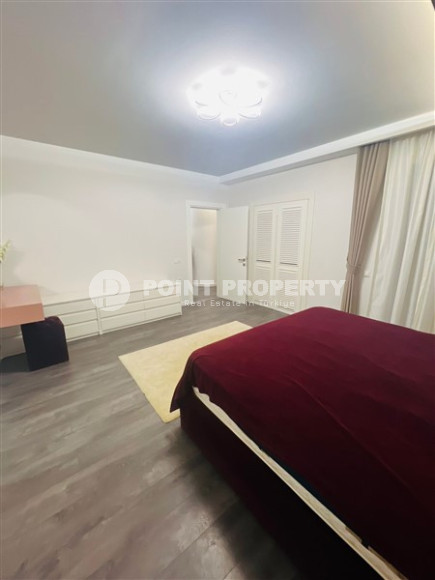 Элегантный видовой меблированный садовый дуплекс 3+1, 320м², в элитном комплексе Каргыджака-id-1587-фото-15