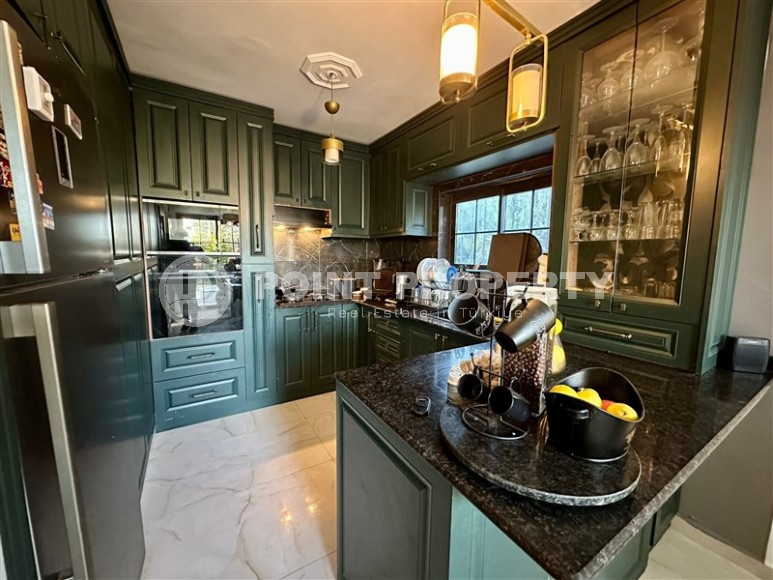 Просторная двухэтажная вилла 4+2 с новым ремонтом и современным дизайном,  в живописном, экологически чистом районе Аланьи - Тюрклер-id-7606-фото-5