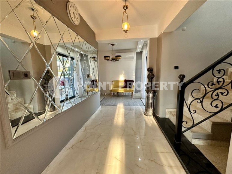 Просторная двухэтажная вилла 4+2 с новым ремонтом и современным дизайном,  в живописном, экологически чистом районе Аланьи - Тюрклер-id-7606-фото-18