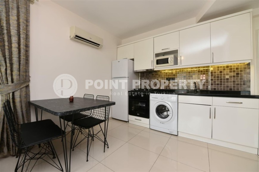 Готовая к проживанию квартира 1+1 в 300 метрах от моря, в центре европейского района Аланьи - Нижняя Оба-id-7612-фото-3