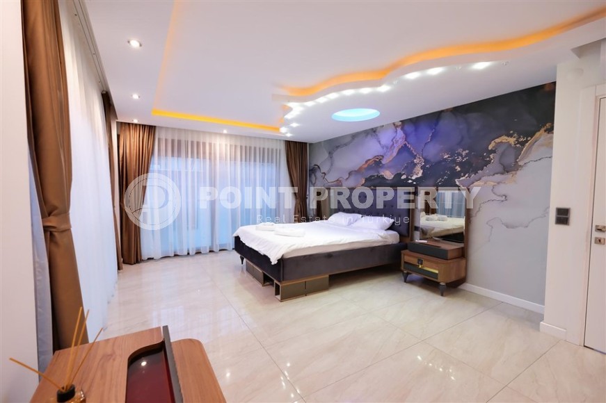 Elite detached villa with a swimming pool and a garden, in a prestigious area of Alanya - Bektas-id-7614-photo-7