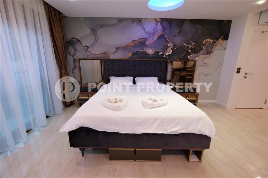 Elite detached villa with a swimming pool and a garden, in a prestigious area of Alanya - Bektas-id-7614-photo-8