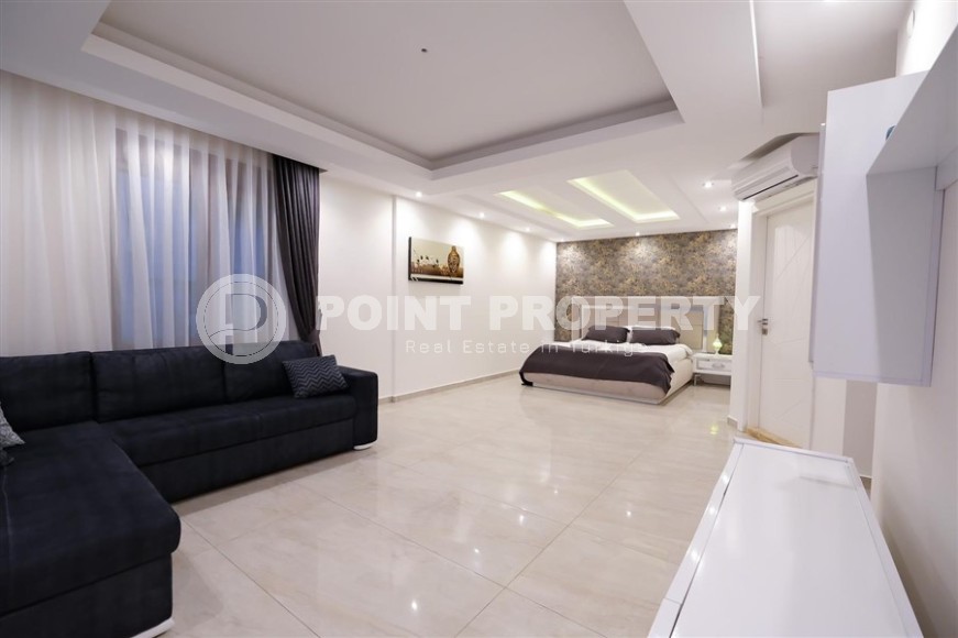 Elite detached villa with a swimming pool and a garden, in a prestigious area of Alanya - Bektas-id-7614-photo-9