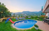 Elite detached villa with a swimming pool and a garden, in a prestigious area of Alanya - Bektas-id-7614-photo-18