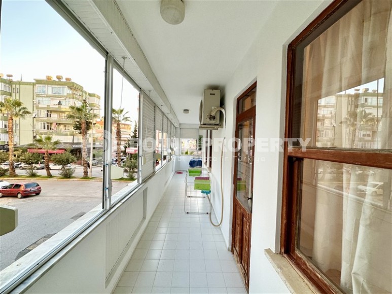Furnished apartment 2+1 550 meters from the sea, in the center of the popular Mediterranean resort - Alanya-id-7618-photo-12