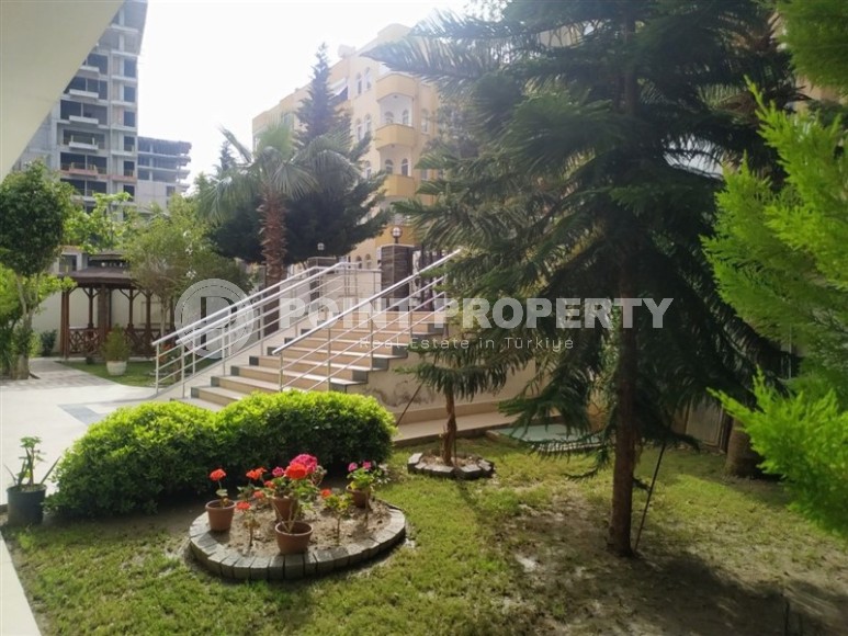 Modern apartment with comfortable furniture and all necessary appliances, in the center of the popular area of Alanya - Mahmutlar-id-7620-photo-14