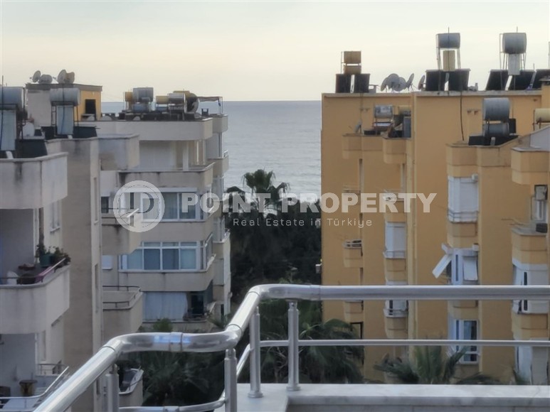 Comfortable furnished apartment 150 meters from the sea, in the center of the modern area of Alanya - Mahmutlar-id-7621-photo-13