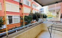 Inexpensive apartment with two bedrooms and spacious glazed balconies in the center of Mahmutlar-id-7624-photo-14