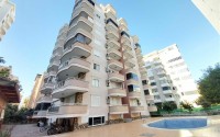 Inexpensive apartment with two bedrooms and spacious glazed balconies in the center of Mahmutlar-id-7624-photo-15