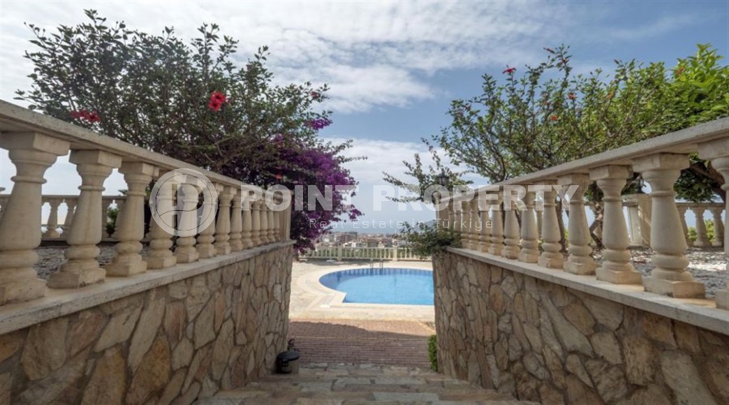 Furnished apartment overlooking the citrus garden and the sea, in a quiet area of Alanya - Cikcilli-id-7637-photo-18