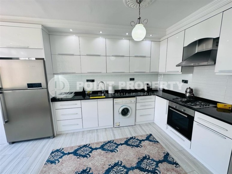 Cozy bright apartment 800 meters from the sea, on the 3rd floor in a comfortable residential complex with a swimming pool and a garden-id-7641-photo-4