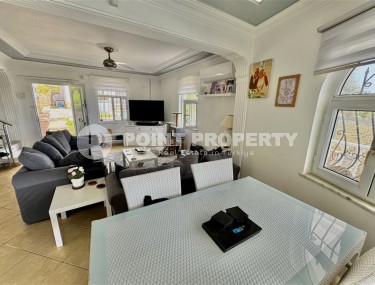 Двухэтажная вилла 2007 года постройки с мебелью и бытовой техникой, в 2100 метрах от моря-id-7643-фото-2