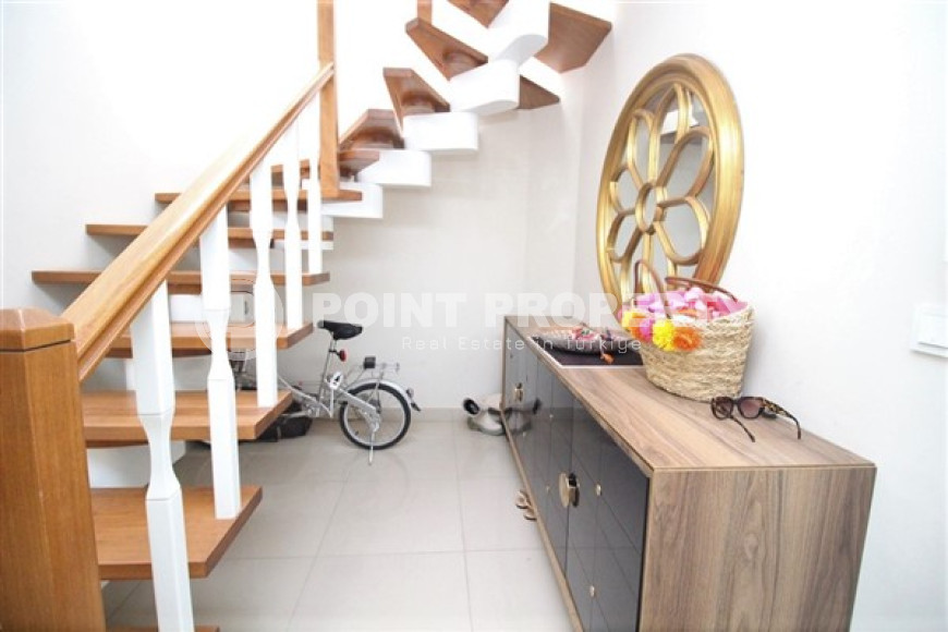 Luxury two-level apartment with three bedrooms, 300m², in Alanya area - Cikcilli-id-1589-photo-18