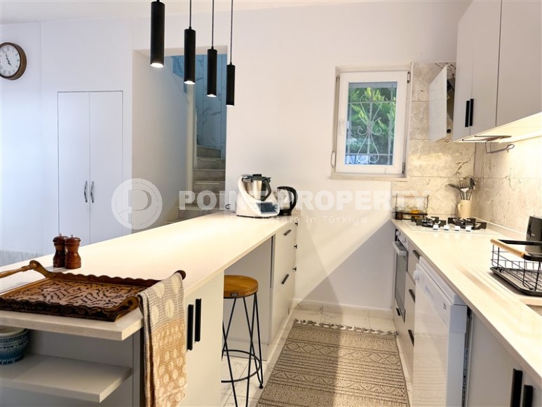 Комфортабельная вилла-близнец с собственным садовым участком, в престижном районе Аланьи - Каргыджак-id-7644-фото-6