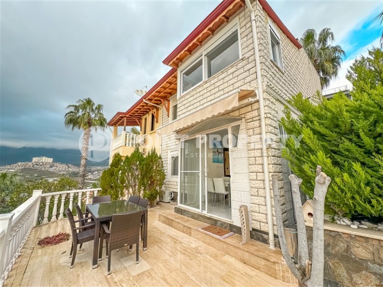 Комфортабельная вилла-близнец с собственным садовым участком, в престижном районе Аланьи - Каргыджак-id-7644-фото-22