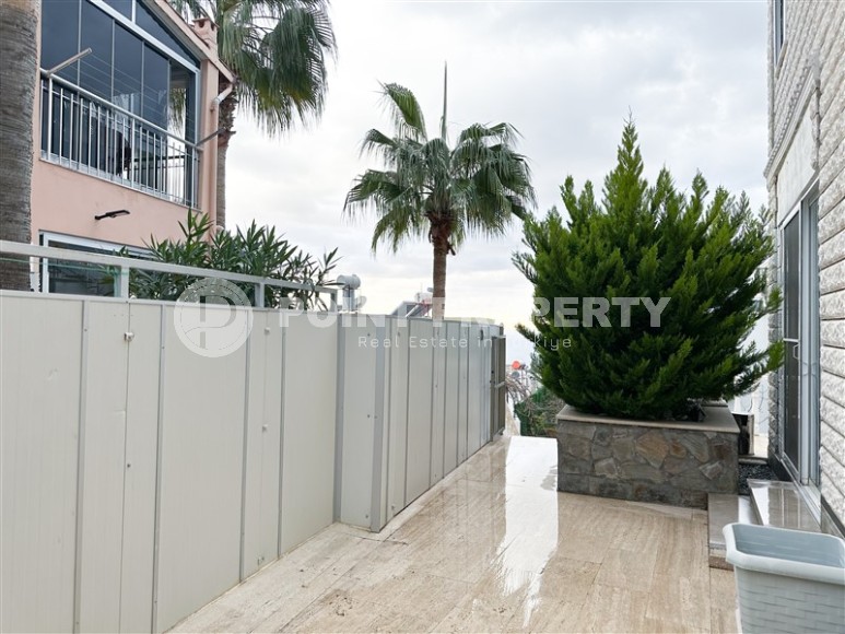 Комфортабельная вилла-близнец с собственным садовым участком, в престижном районе Аланьи - Каргыджак-id-7644-фото-23