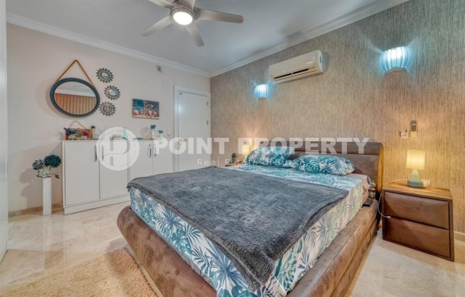 Comfortable villa with a swimming pool, a garden, a separate summer kitchen, a barbecue area and a sauna, a kilometer from the sea-id-7645-photo-8