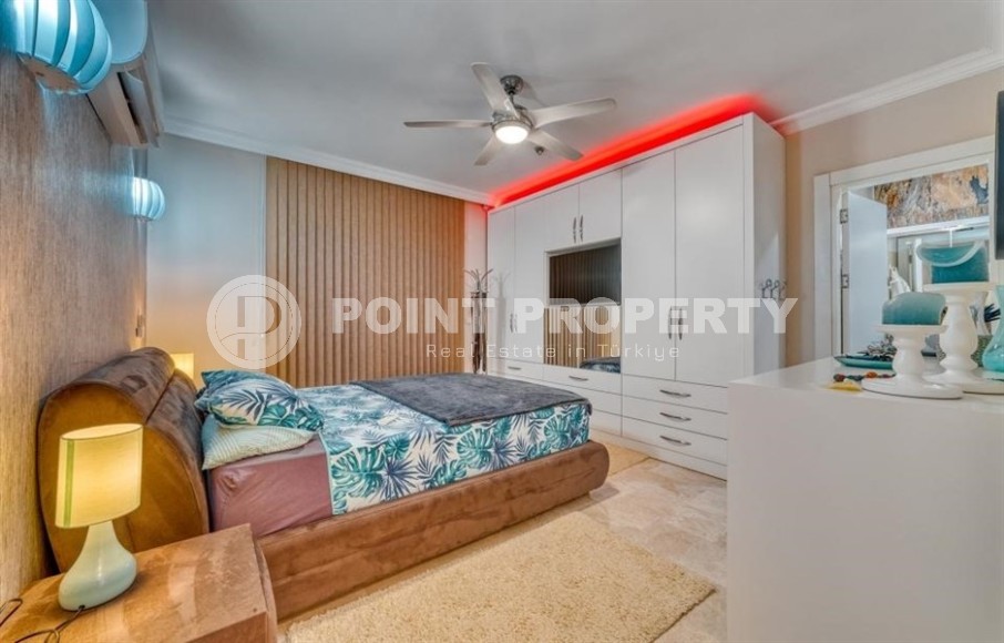 Comfortable villa with a swimming pool, a garden, a separate summer kitchen, a barbecue area and a sauna, a kilometer from the sea-id-7645-photo-10