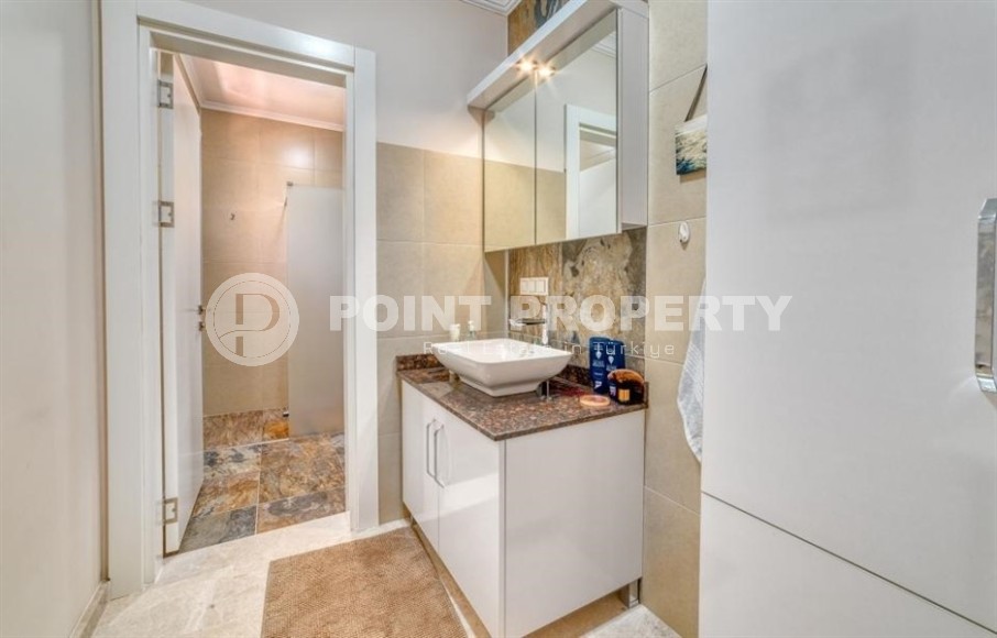 Comfortable villa with a swimming pool, a garden, a separate summer kitchen, a barbecue area and a sauna, a kilometer from the sea-id-7645-photo-15