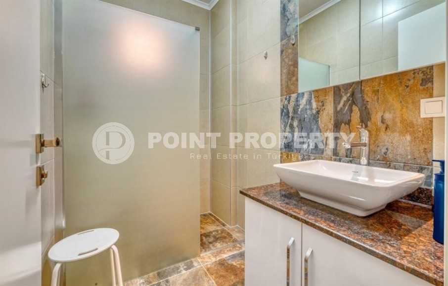 Comfortable villa with a swimming pool, a garden, a separate summer kitchen, a barbecue area and a sauna, a kilometer from the sea-id-7645-photo-17