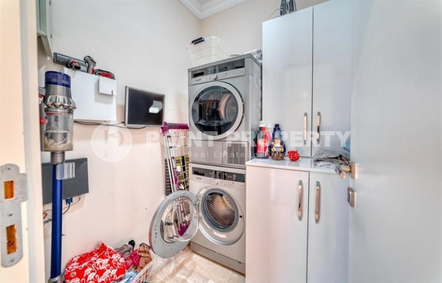 Comfortable villa with a swimming pool, a garden, a separate summer kitchen, a barbecue area and a sauna, a kilometer from the sea-id-7645-photo-19