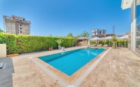 Comfortable villa with a swimming pool, a garden, a separate summer kitchen, a barbecue area and a sauna, a kilometer from the sea-id-7645-photo-33