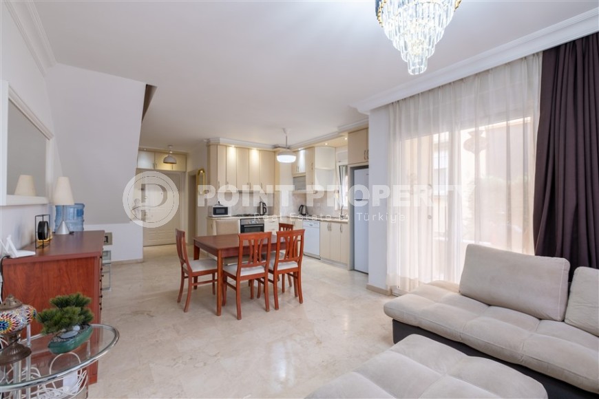 Благоустроенная двухэтажная вилла 2005 года постройки, в 250 метрах от моря-id-7646-фото-4