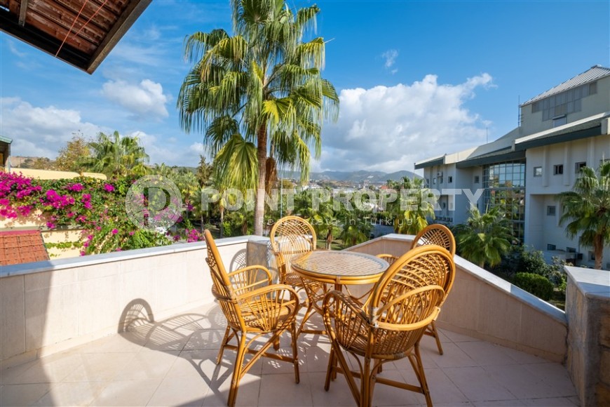 Благоустроенная двухэтажная вилла 2005 года постройки, в 250 метрах от моря-id-7646-фото-19