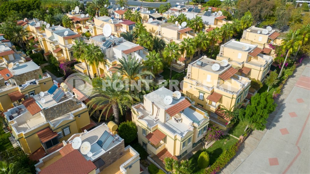 Благоустроенная двухэтажная вилла 2005 года постройки, в 250 метрах от моря-id-7646-фото-23