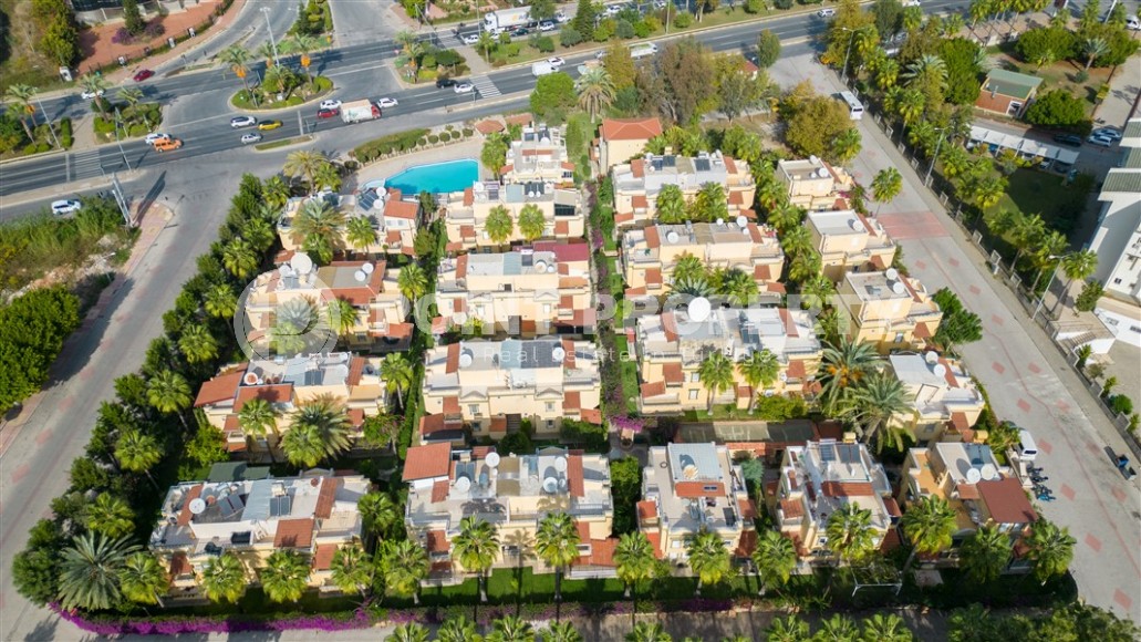 Благоустроенная двухэтажная вилла 2005 года постройки, в 250 метрах от моря-id-7646-фото-24