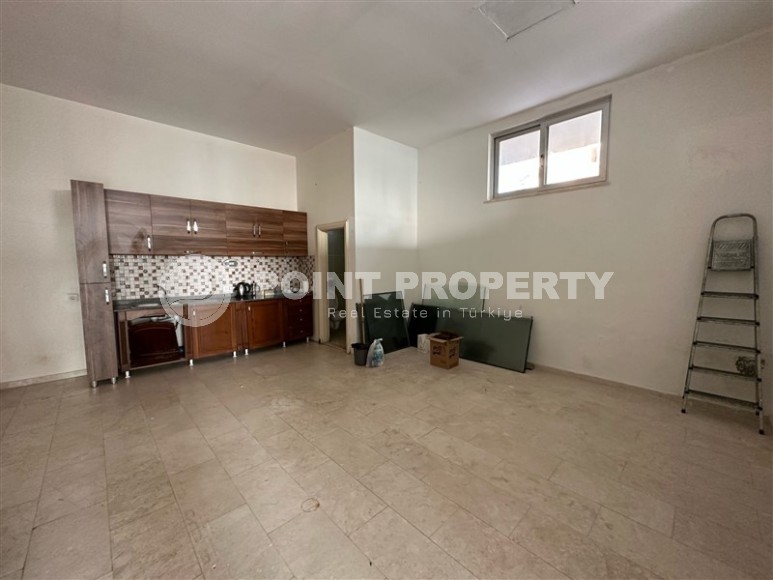 Коммерческое помещение под аутлет на первой линии от моря, в центре популярного района Аланьи - Махмутлар-id-7647-фото-7